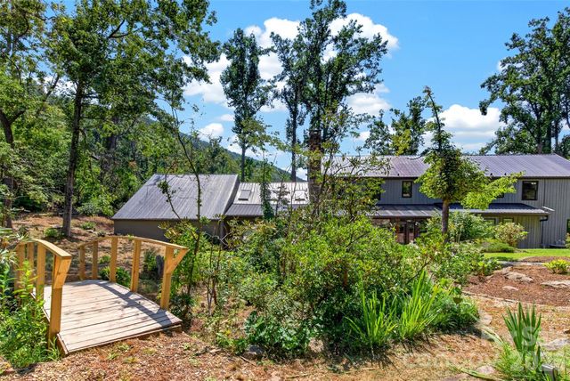 299 Webb Cove Road, Asheville, NC 28804