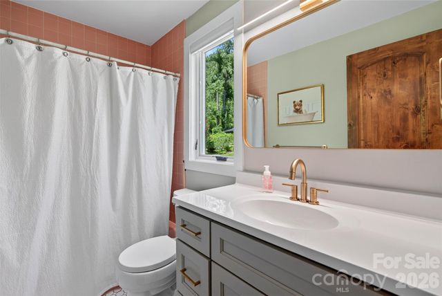 299 Webb Cove Road, Asheville, NC 28804