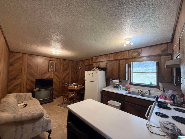 1890 CHAMPION ROAD, Oneonta, AL 35121