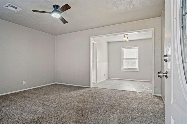 3004 SE 18th Place, Del City, OK 73115