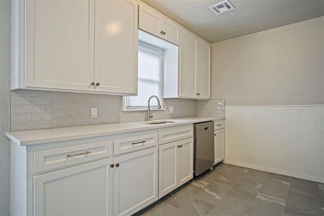 3004 SE 18th Place, Del City, OK 73115