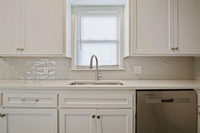 3004 SE 18th Place, Del City, OK 73115