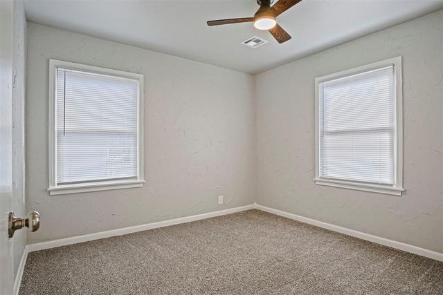 3004 SE 18th Place, Del City, OK 73115