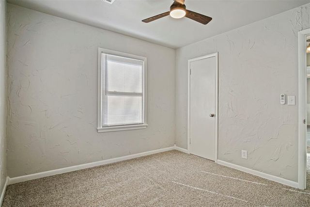 3004 SE 18th Place, Del City, OK 73115