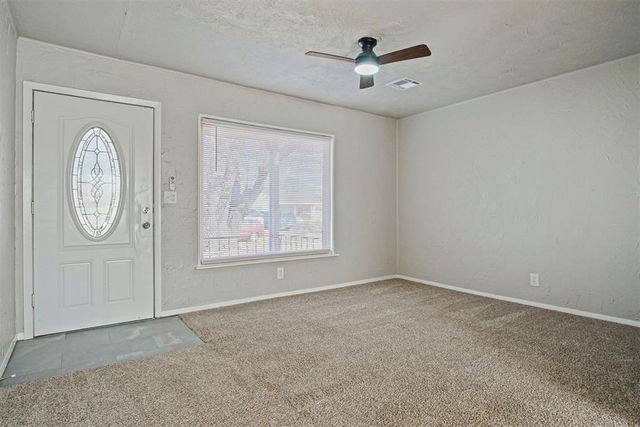 3004 SE 18th Place, Del City, OK 73115