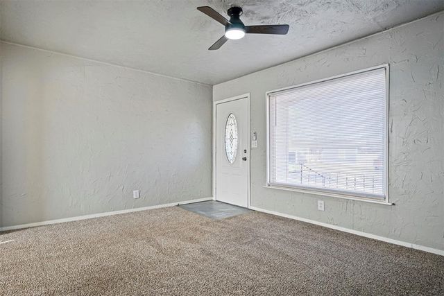 3004 SE 18th Place, Del City, OK 73115