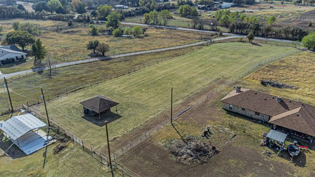 2121 Rock Creek Road, Crowley, TX 76036