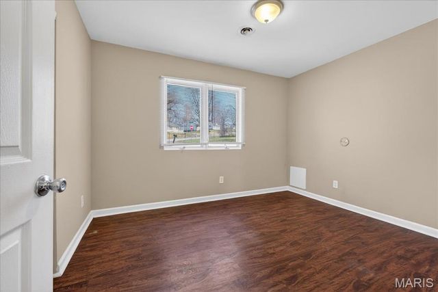 1202 Laredo Avenue, St Louis, MO 63138