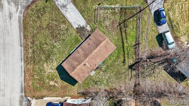 1202 Laredo Avenue, St Louis, MO 63138