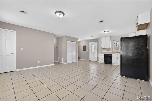 1202 Laredo Avenue, St Louis, MO 63138