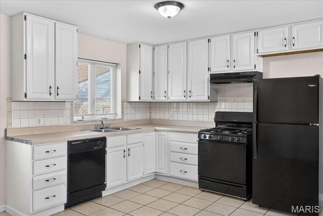 1202 Laredo Avenue, St Louis, MO 63138