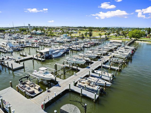 34 Harbour Isle Dr W 204, Fort Pierce, FL 34949
