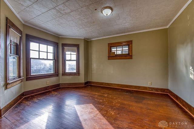 127 Iroquois Avenue, Dayton, OH 45405