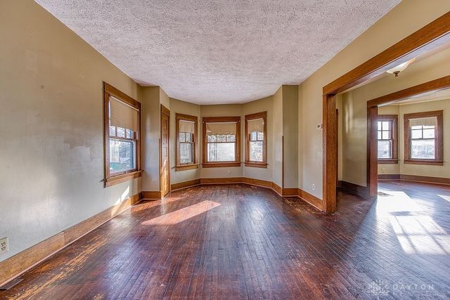 127 Iroquois Avenue, Dayton, OH 45405