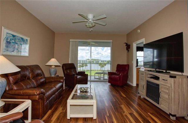 8066 Queen Palm LN 543, Fort Myers, FL 33966