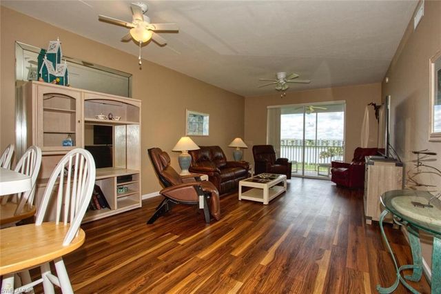 8066 Queen Palm LN 543, Fort Myers, FL 33966