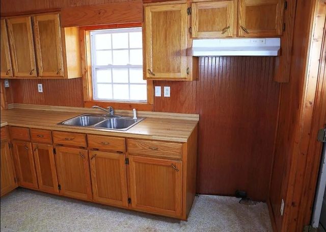 417 Lewis Rd, Mcminnville, TN 37110