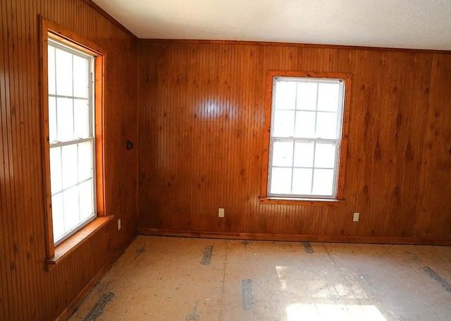 417 Lewis Rd, Mcminnville, TN 37110