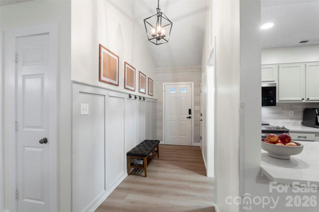 5904 Scots Bluff Drive, Charlotte, NC 28227