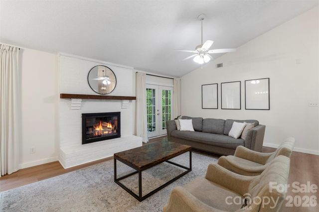 5904 Scots Bluff Drive, Charlotte, NC 28227