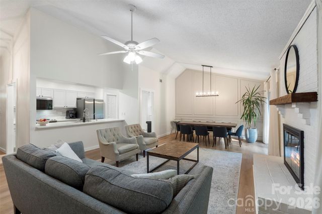 5904 Scots Bluff Drive, Charlotte, NC 28227