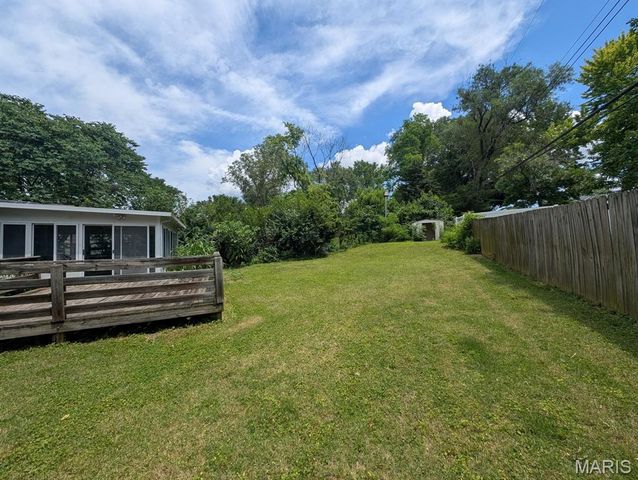 3200 Schaffner Drive, St Charles, MO 63301