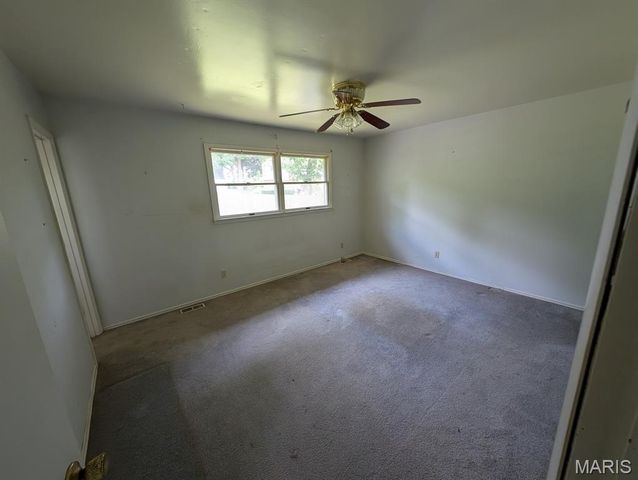3200 Schaffner Drive, St Charles, MO 63301