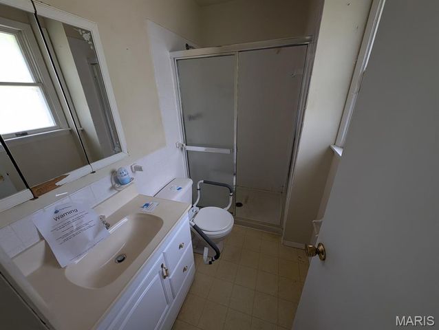 3200 Schaffner Drive, St Charles, MO 63301
