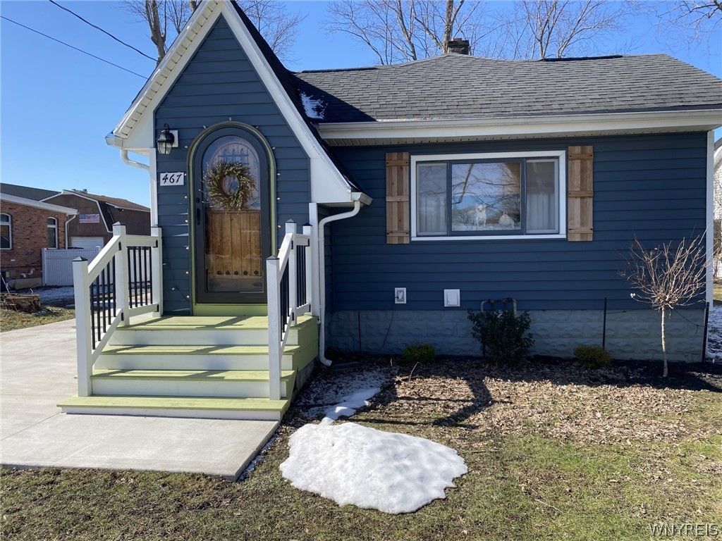 467 Aurora Street, Lancaster, NY 14086