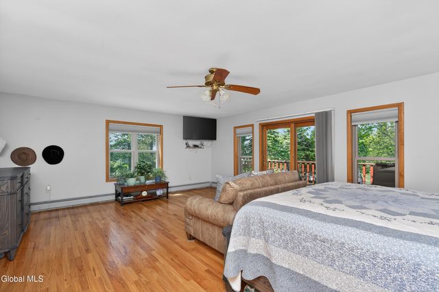 64 Hinkle Road, Poestenkill, NY 12140