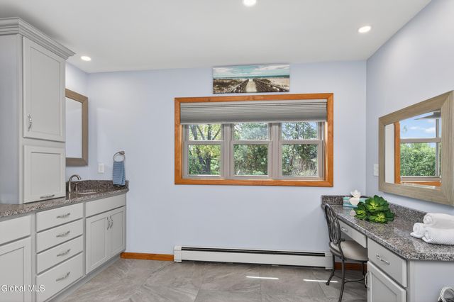 64 Hinkle Road, Poestenkill, NY 12140