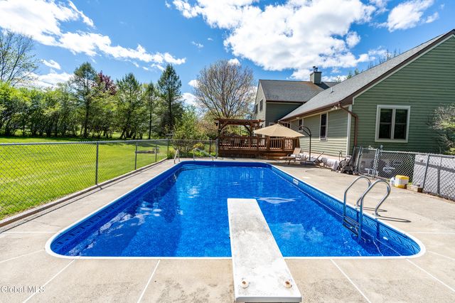64 Hinkle Road, Poestenkill, NY 12140