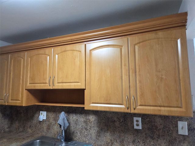 405 SW 79th Ter, North Lauderdale, FL 33068