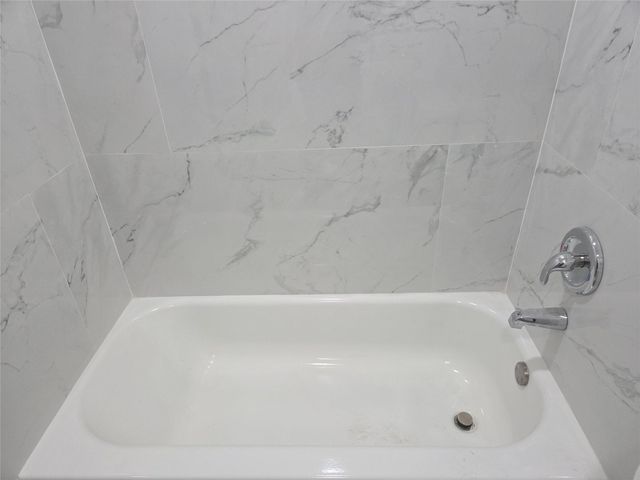 405 SW 79th Ter, North Lauderdale, FL 33068