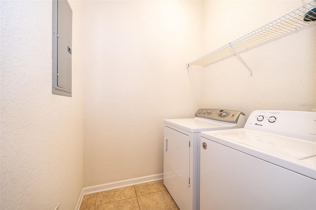 Image 15 of property listing at 3356 ROBERT TRENT JONES DRIVE 403, Orlando, FL 32835