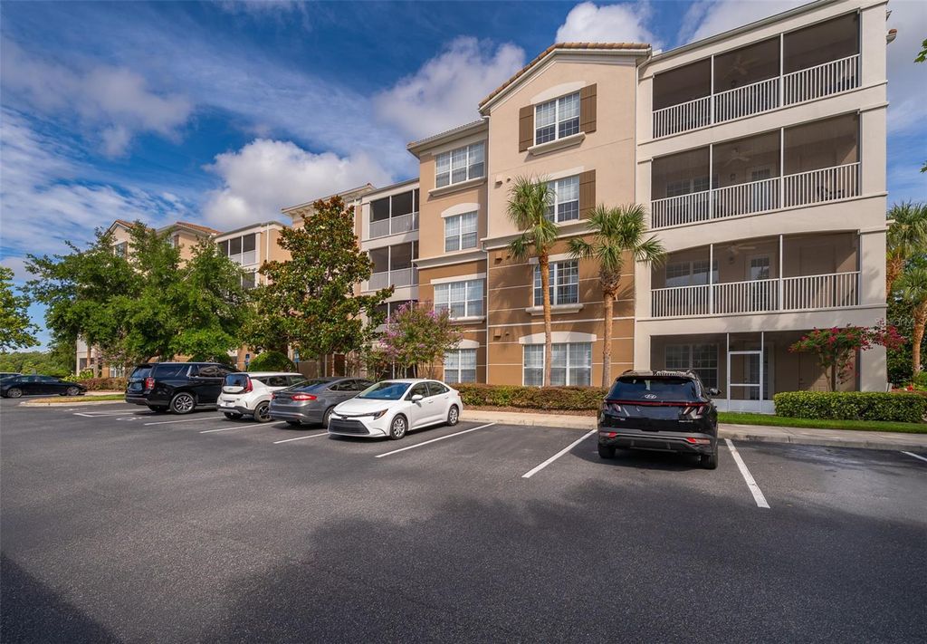 Image 8 of property listing at 3356 ROBERT TRENT JONES DRIVE 403, Orlando, FL 32835