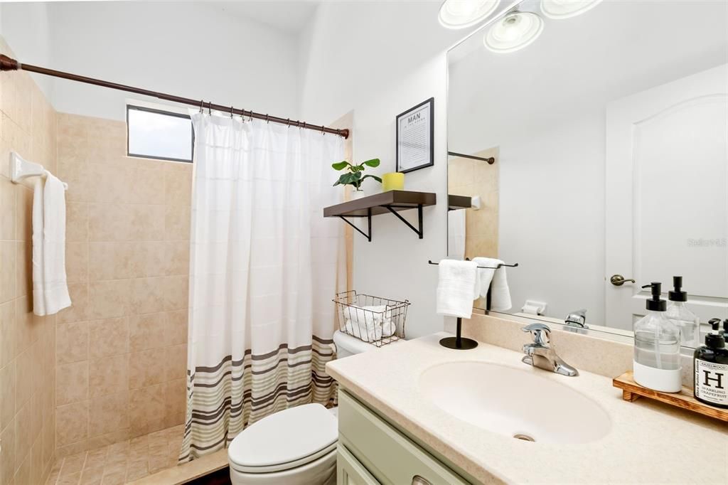 Image 32 of property listing at 6627 TURNSTONE LANE, Lakewood Ranch, FL 34202