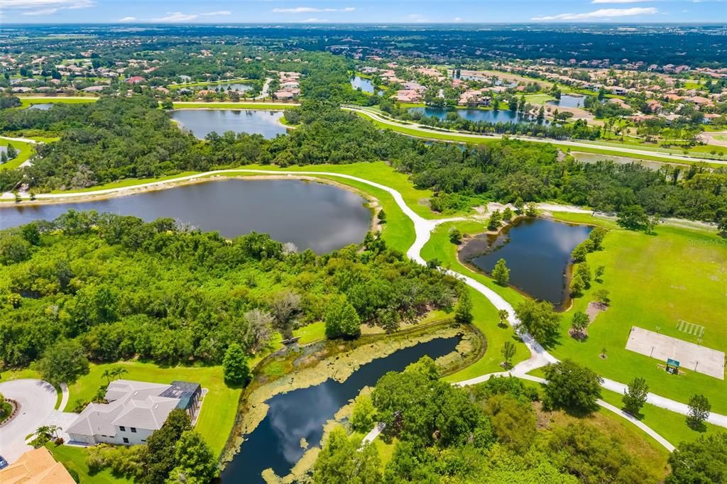 Image 60 of property listing at 6627 TURNSTONE LANE, Lakewood Ranch, FL 34202