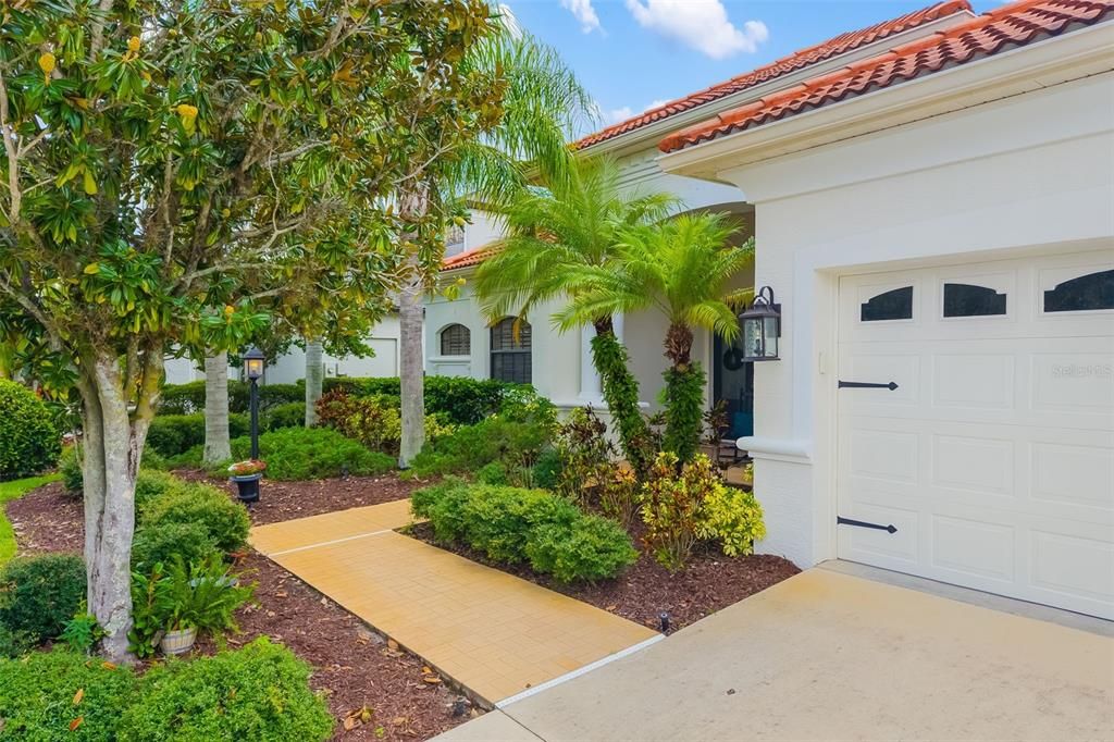 Image 9 of property listing at 6627 TURNSTONE LANE, Lakewood Ranch, FL 34202