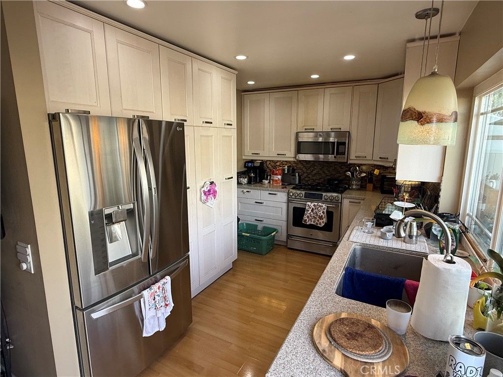 Image 2 of property listing at 14295 Suffolk, Westminster, CA 92683