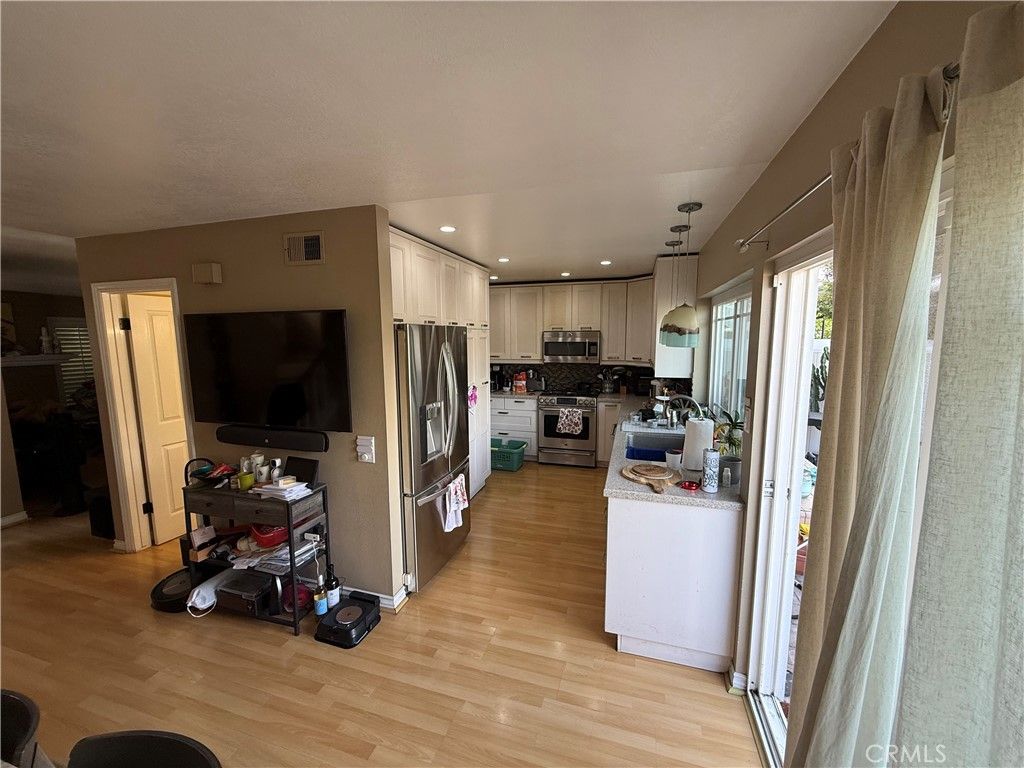 Image 4 of property listing at 14295 Suffolk, Westminster, CA 92683
