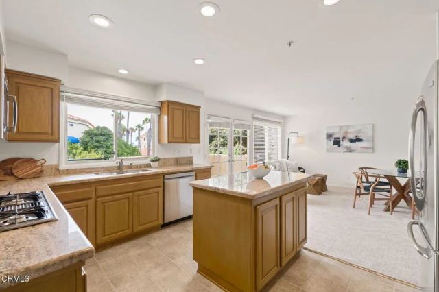 4229 Harbour Island Lane, Oxnard, CA 93035