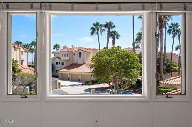 4229 Harbour Island Lane, Oxnard, CA 93035
