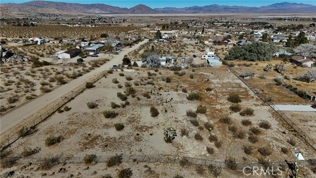 728 Red Butte Road, Lucerne Valley, CA 92356