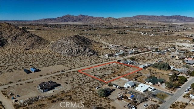 728 Red Butte Road, Lucerne Valley, CA 92356