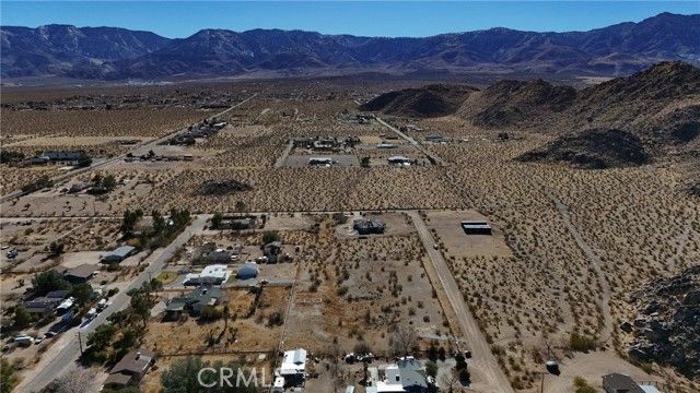 728 Red Butte Road, Lucerne Valley, CA 92356