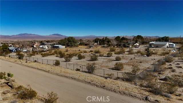 728 Red Butte Road, Lucerne Valley, CA 92356