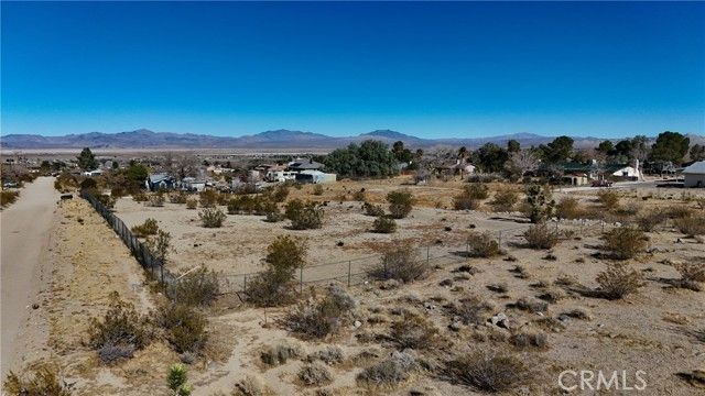 728 Red Butte Road, Lucerne Valley, CA 92356