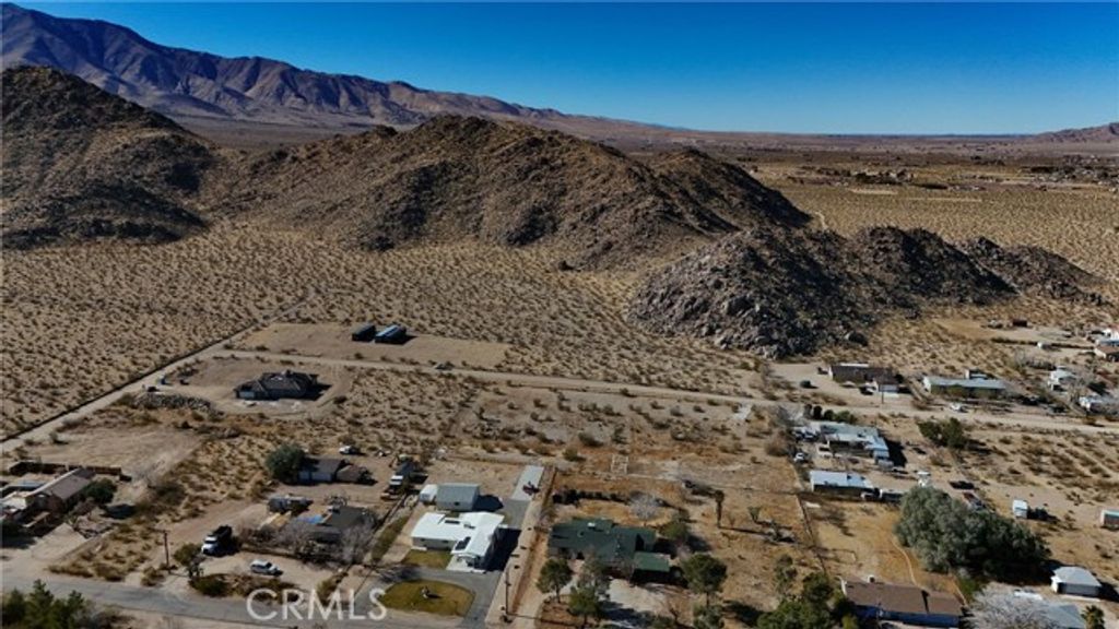 728 Red Butte Road, Lucerne Valley, CA 92356