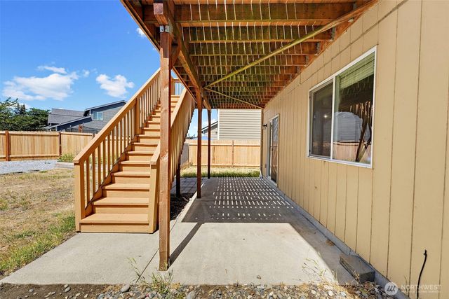 9229 Carys Street SE, Yelm, WA 98597